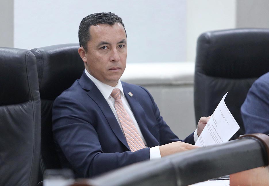 Edmundo Torres Cano, diera a conocer su desacuerdo con la propuesta de enjuiciar a ex Gobernadores