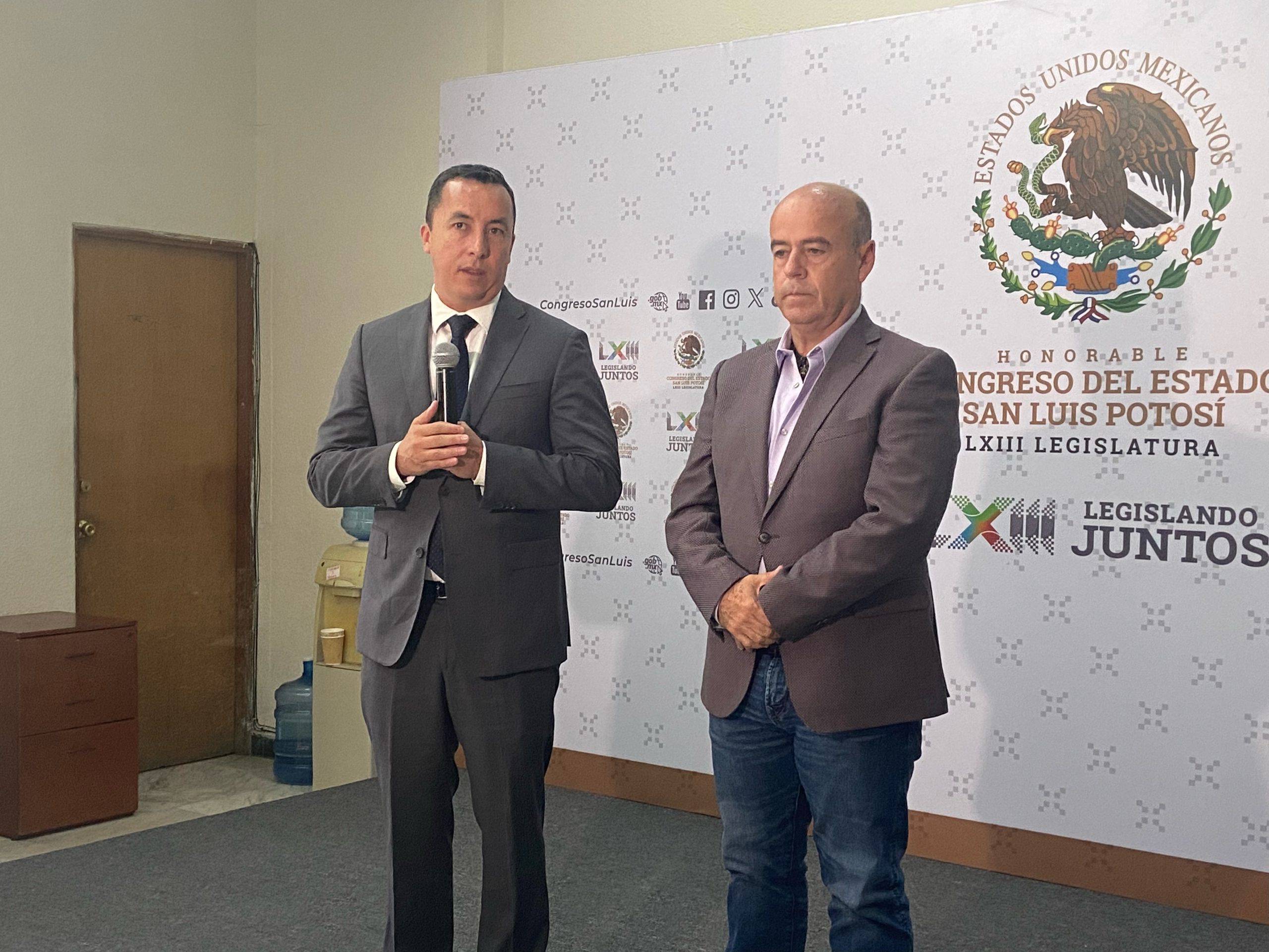 Rueda de prensa Dip. José Luis Fernández Martínez y Dip. Edmundo Torrescano Medina