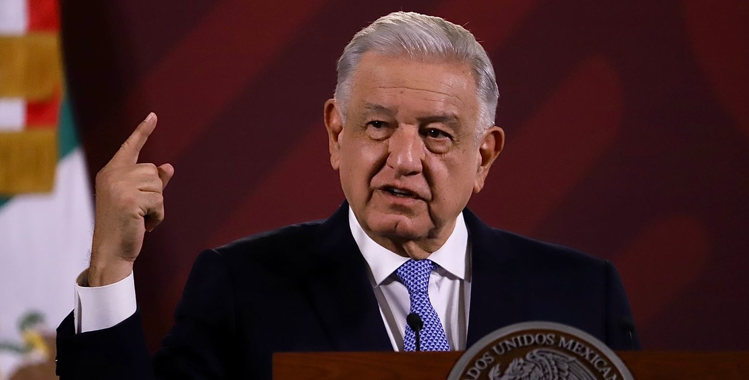 Juez prohíbe a AMLO atacar y emitir discurso de odio contra trabajadores de Poder Judicial