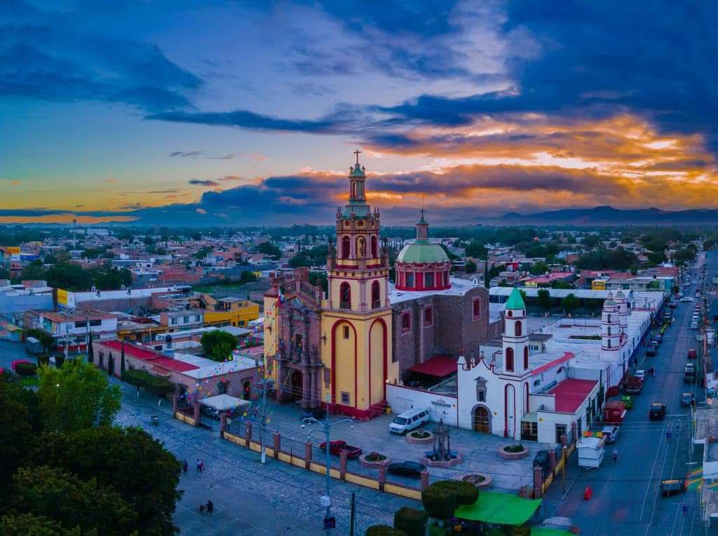 ANUNCIAN LOS "DOMINGOS CULTURALES" EN LA PLAZA PRINCIPAL DE SOLEDAD