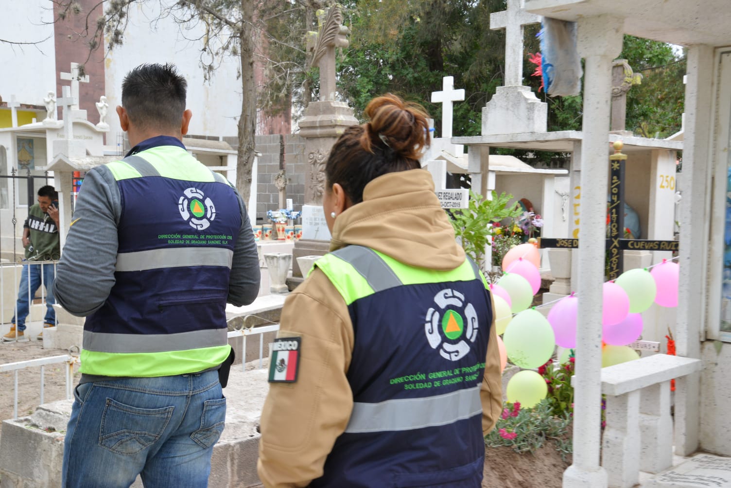 Son 50 elementos de PC Municipal y de auxilio, quienes vigilarán el exterior e interior para brindar protección a la integridad ciudadana.