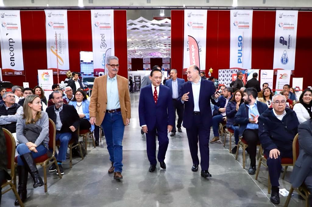 Durante la conferencia dictada en el marco de la Feria de la Proveeduría, el analista económico dijo que se prevé una desaceleración en la economía.