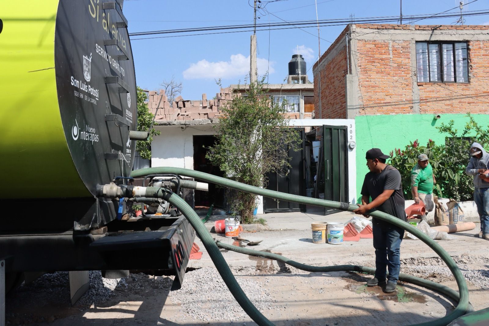 Galindo instruye trabajo conjunto entre la Secretaría de Bienestar Municipal y el Interapas, para llevar agua a los hogares potosinos