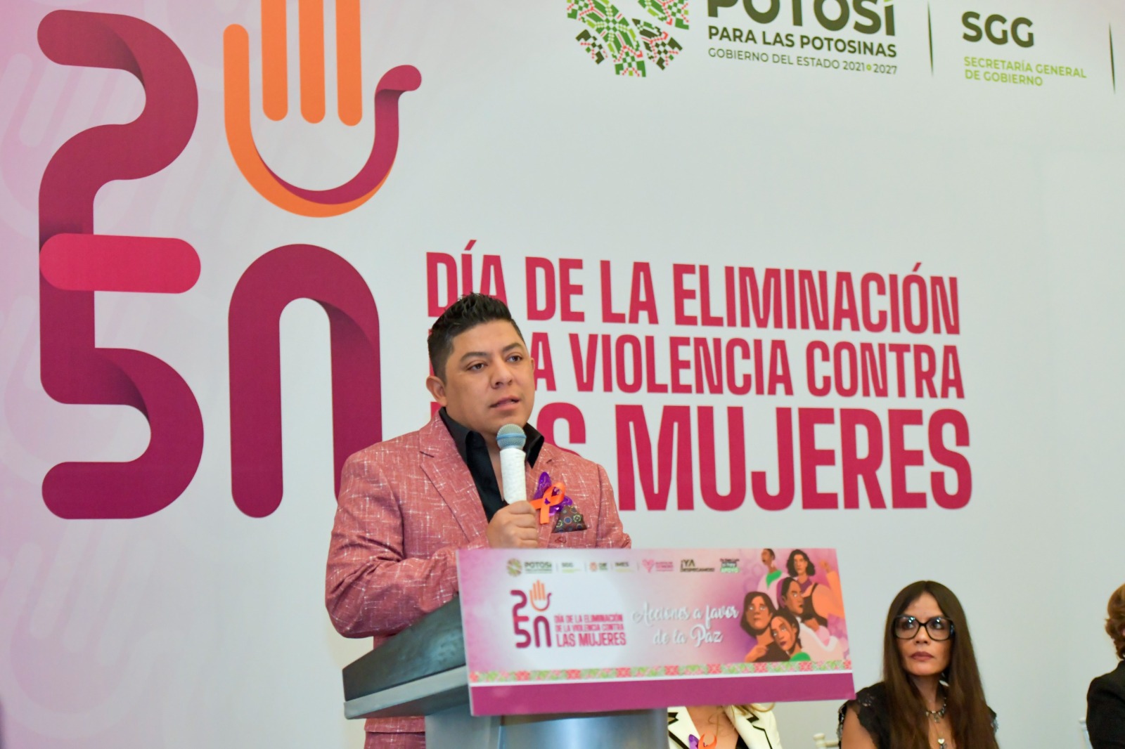 Gobernador de San Luis Potosí Ricardo Gallardo Cardona, reafirmó su compromiso de erradicar la violencia contra las mujeres.