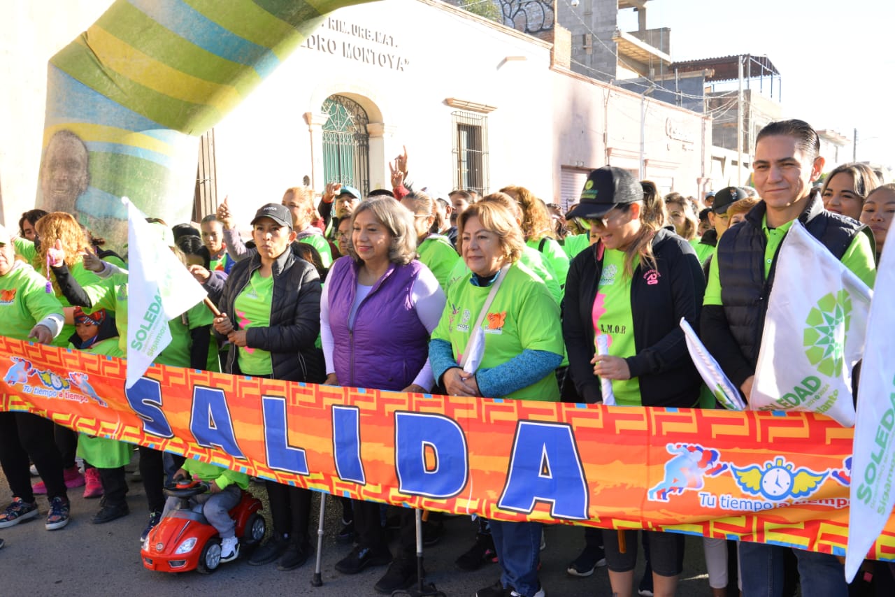 En el “Día Internacional de la Eliminación de la Violencia contra las Mujeres”, se realizó una caminata familiar