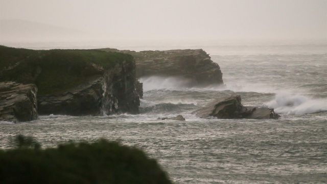 Tormenta Ciarán pone en alerta al oeste de Europa