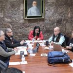 Comisión aprueba dictamen para establecer la gratuidad de estacionamientos en centros comerciales
