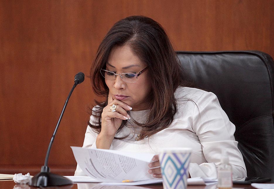 Mendoza Díaz presentó a su institución política a cargo de Eloy Franklin, su carta intención para contender por la presidencia municipal