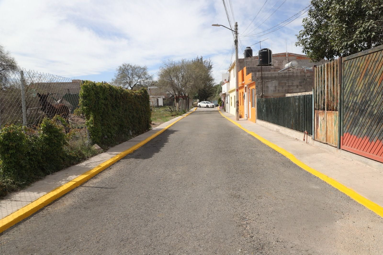Se entregaron las calles Río Paisanos y San Juan, en la colonia Mártires de la Revolución, parte del compromiso del Alcalde Enrique Galindo.