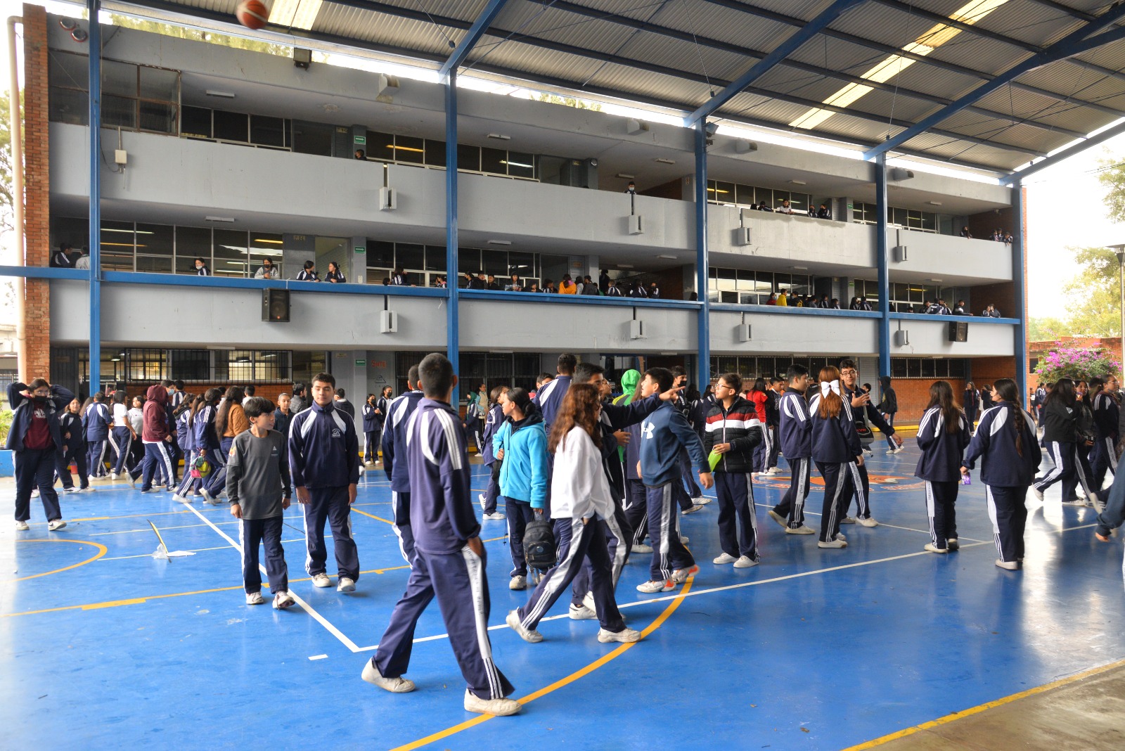 Tras culminar el periodo vacacional este domingo para 215 escuelas de educación básica en Soledad, se tiene reporte de saldo blanco