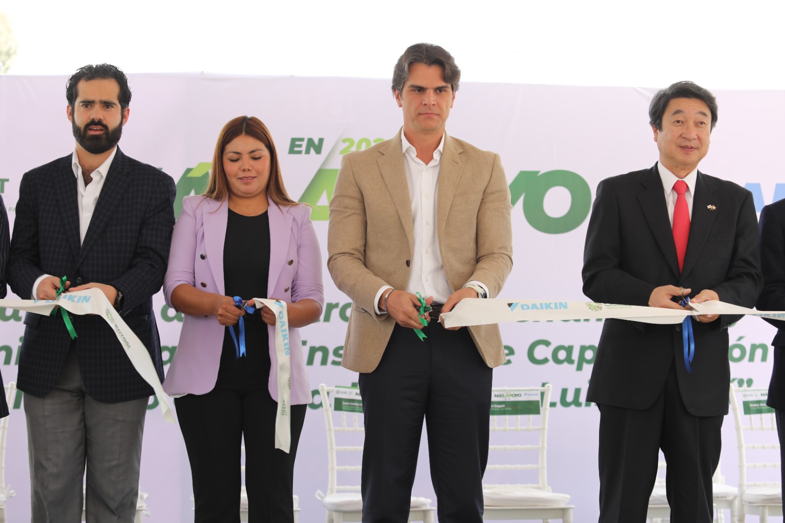 Resultado de la firma de convenio entre Icat y Daikin, se invirtieron 40 mil dólares para habilitar espacios para reclutar y capacitar