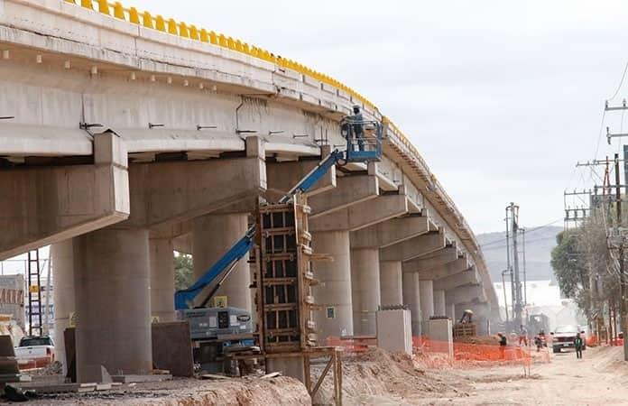 Desde octubre de 2022 inició la construcción del puente vehicular entre Periférico y la avenida 71, casi un año y medio después promete Seduvop que se entregará este febrero