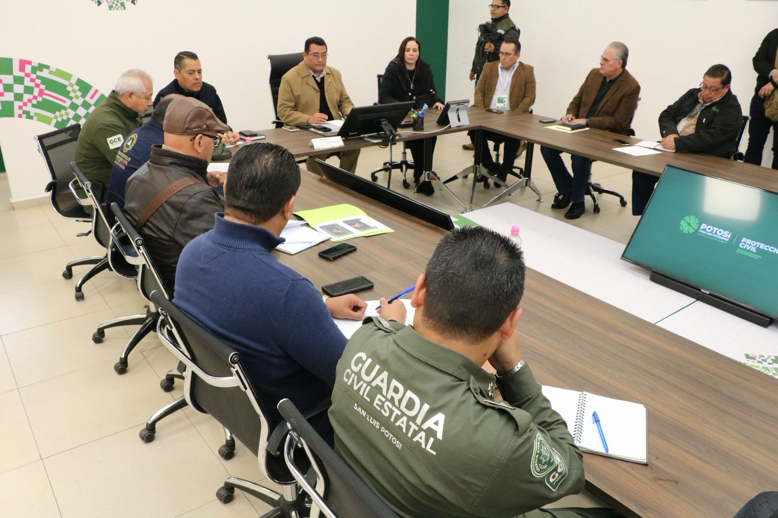 González Castillo, subrayó la importancia de estar listos y en las mejores condiciones de darle seguridad a las personas