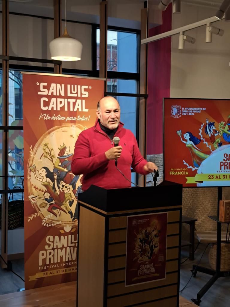 Alcalde Enrique Galindo presentó el Festival San Luis en Primavera 2024 en el centro cultural “Colores Mexicanos”, en Chicago