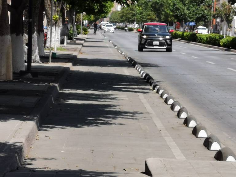 https://www.crmnoticias.com.mx/suspenden-clases-en-tamazunchale-por-bloqueo-carretero/