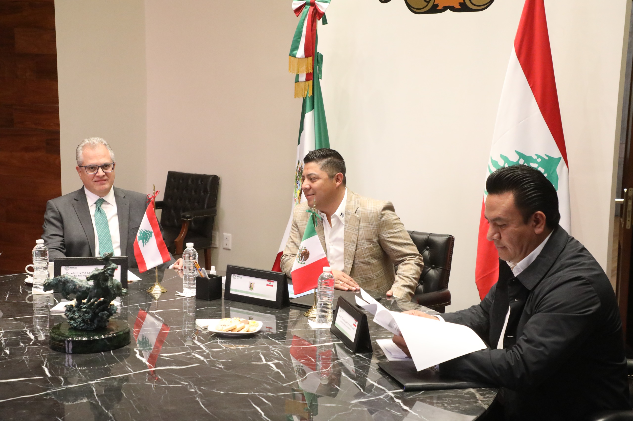 El Gobernador del Estado sostuvo un encuentro con el Embajador de Líbano en México, Sami Nmeir