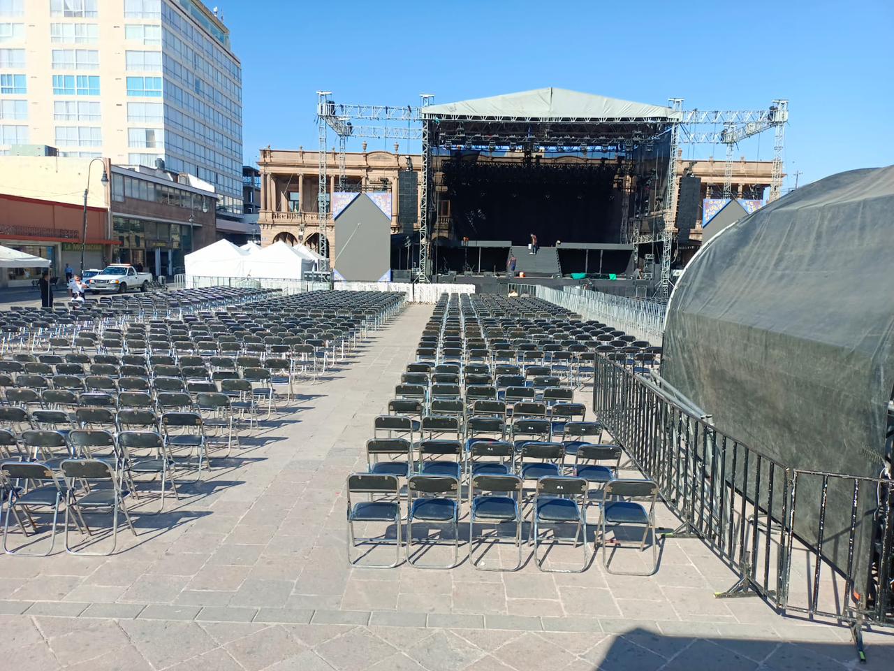 Escenario de Plaza de Fundadores está listo para la inauguración con Il Divo; previo habrá Fiesta de Primavera y espectáculo de drones.