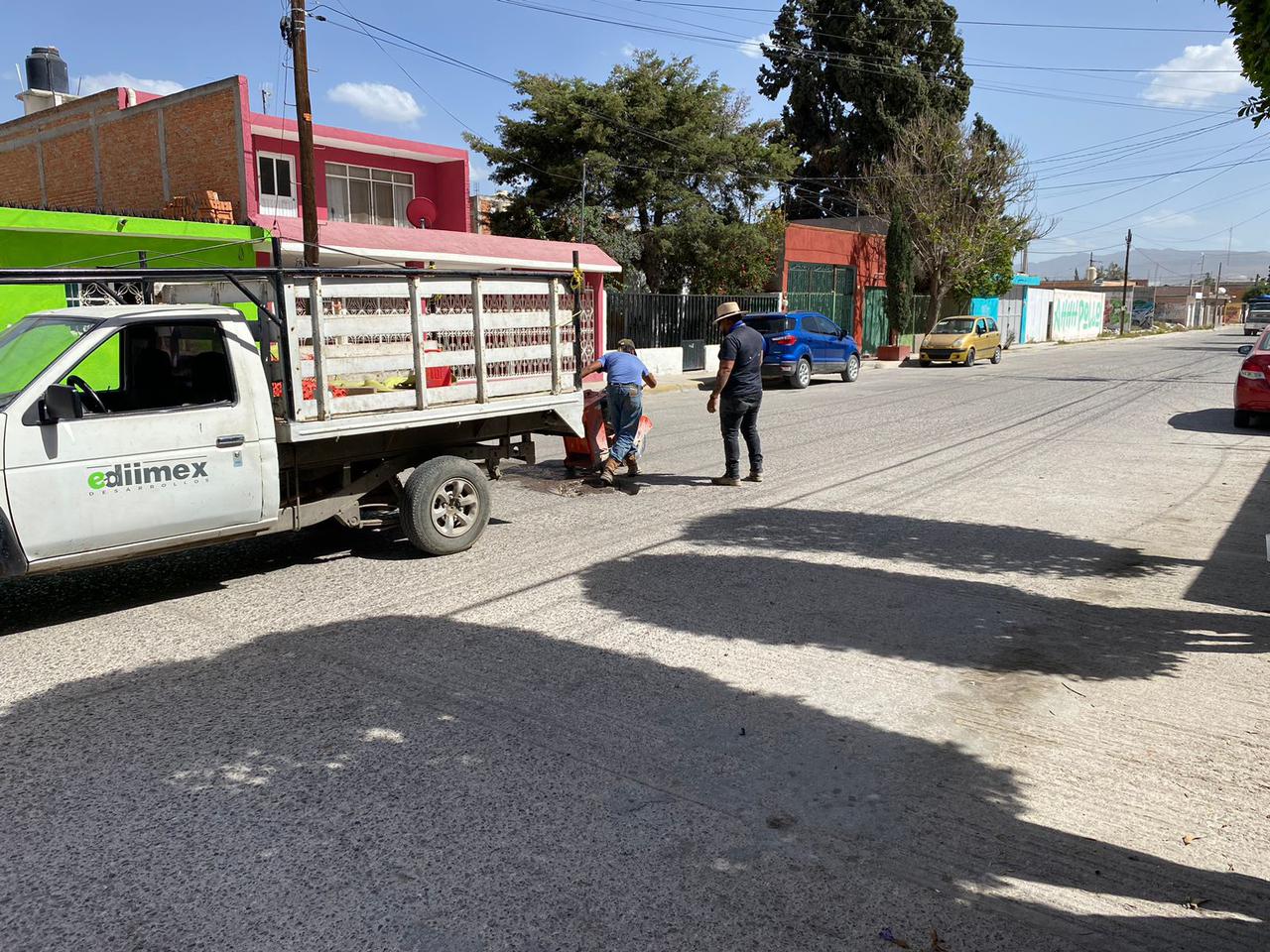 Se inician trabajos de reparación de colapso en el drenaje de la avenida Galaxia en la colonia Morelos