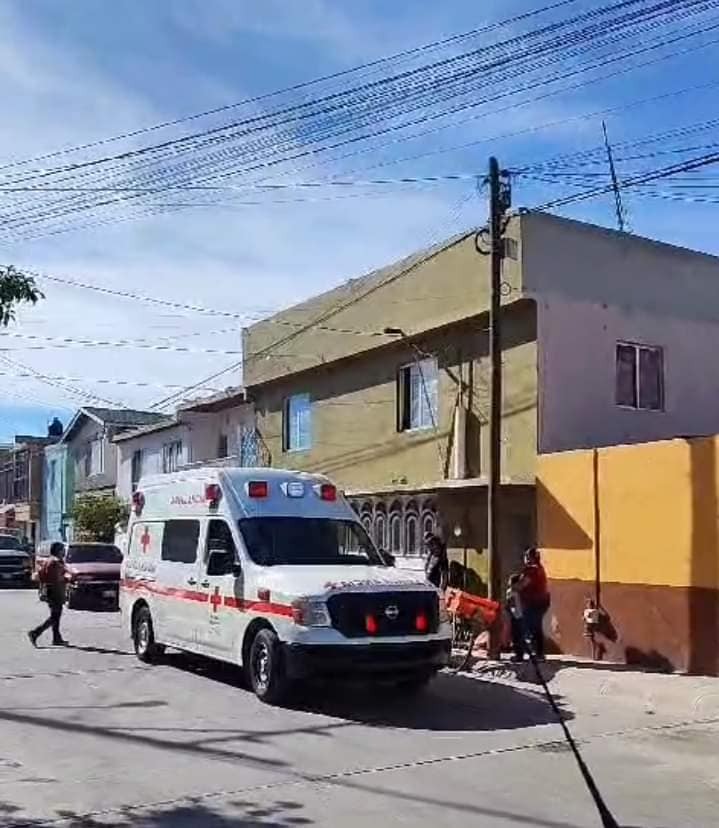 Niña de 4 años es hospitalizada luego de caer del primer piso de su casa por una ventana