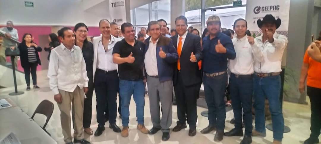Se registra en el CEEPAC José Luis Chalita Manzur como candidato a presidente municipal de la capital potosina por el partido conciencia popular