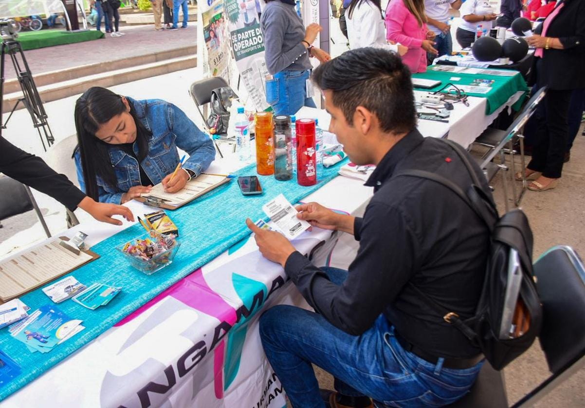 Con gran respuesta ciudadana se realizó expo empleo, en Soledad