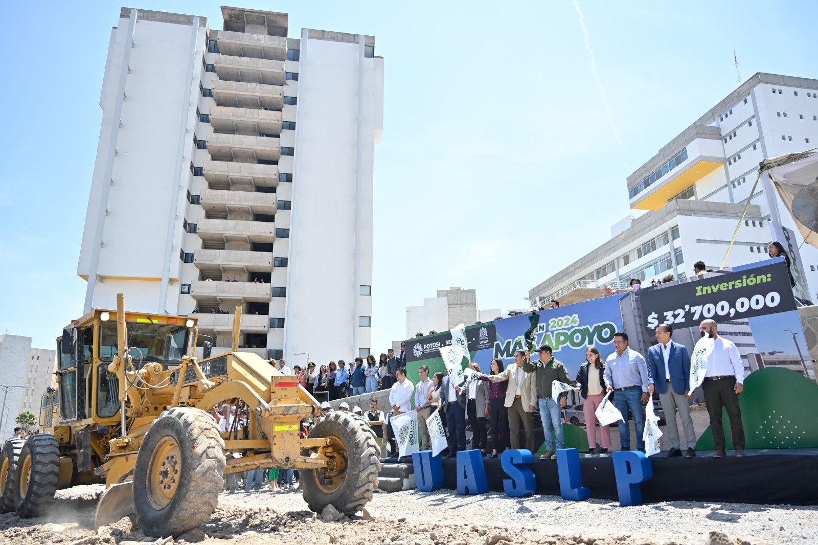 Ejecutivo estatal arranca obras de en facultad de ciencias