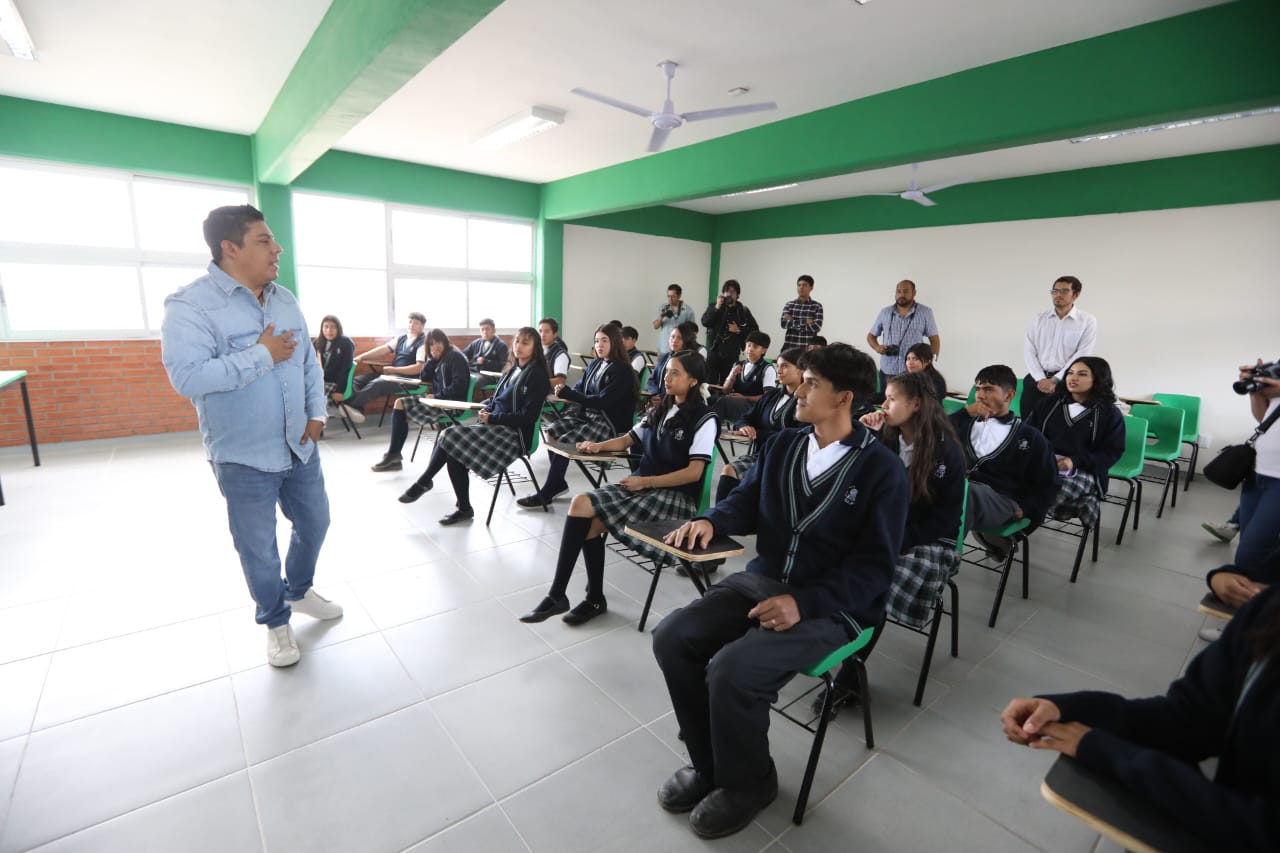 Más oportunidades a jóvenes villareyenses con nuevo plantel