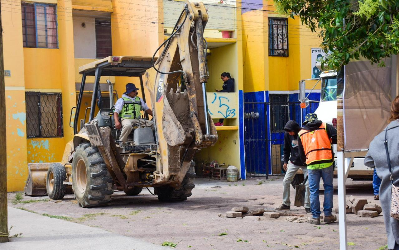 Soledad de G. S. Arranca modernización de andadores en colonia San Antonio