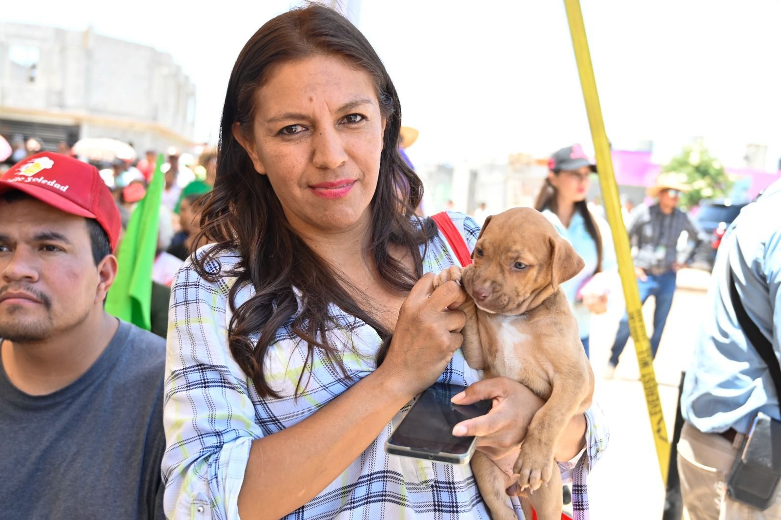 Activistas y rescatistas de animales respaldan construcción de refugio