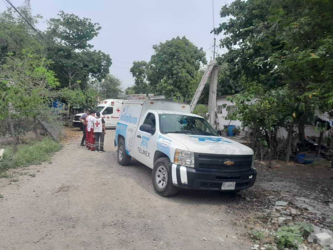 Trabajador de Telmex fallece tras caer de escalera durante mantenimiento