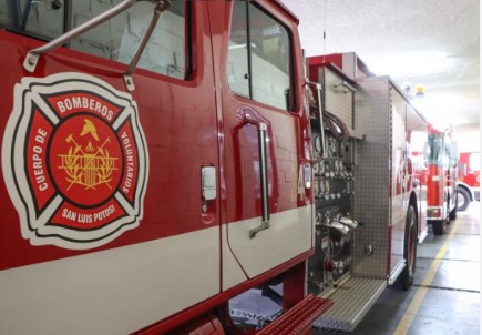 ¡Auxilio para los que salvan vidas! Bomberos Voluntarios de Tamuín claman por apoyo ante incendios incontrolables