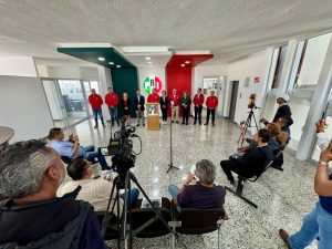 Filtran video de parranda en el PRI y Rojo Zabaleta dice que un bote de chelas no puede opacar al partido