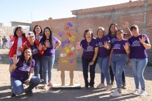 Presentan el programa “Con Nosotras” en la colonia Tercera Grande
