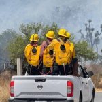 Comité del manejo del fuego combate incendio en Mexquitic
