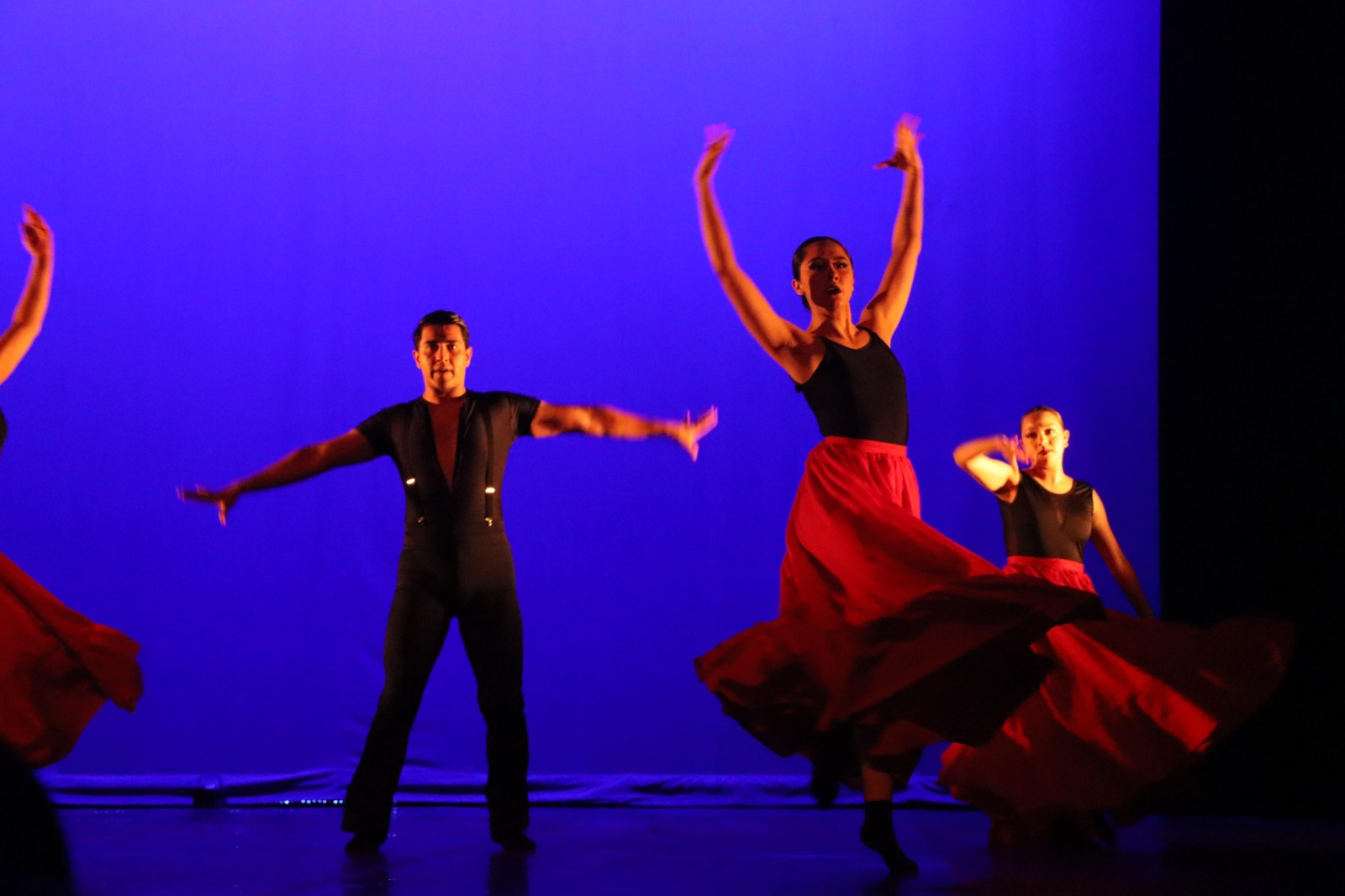 Con espectacular fiesta dancística, SECULT celebra el día internacional de la danza