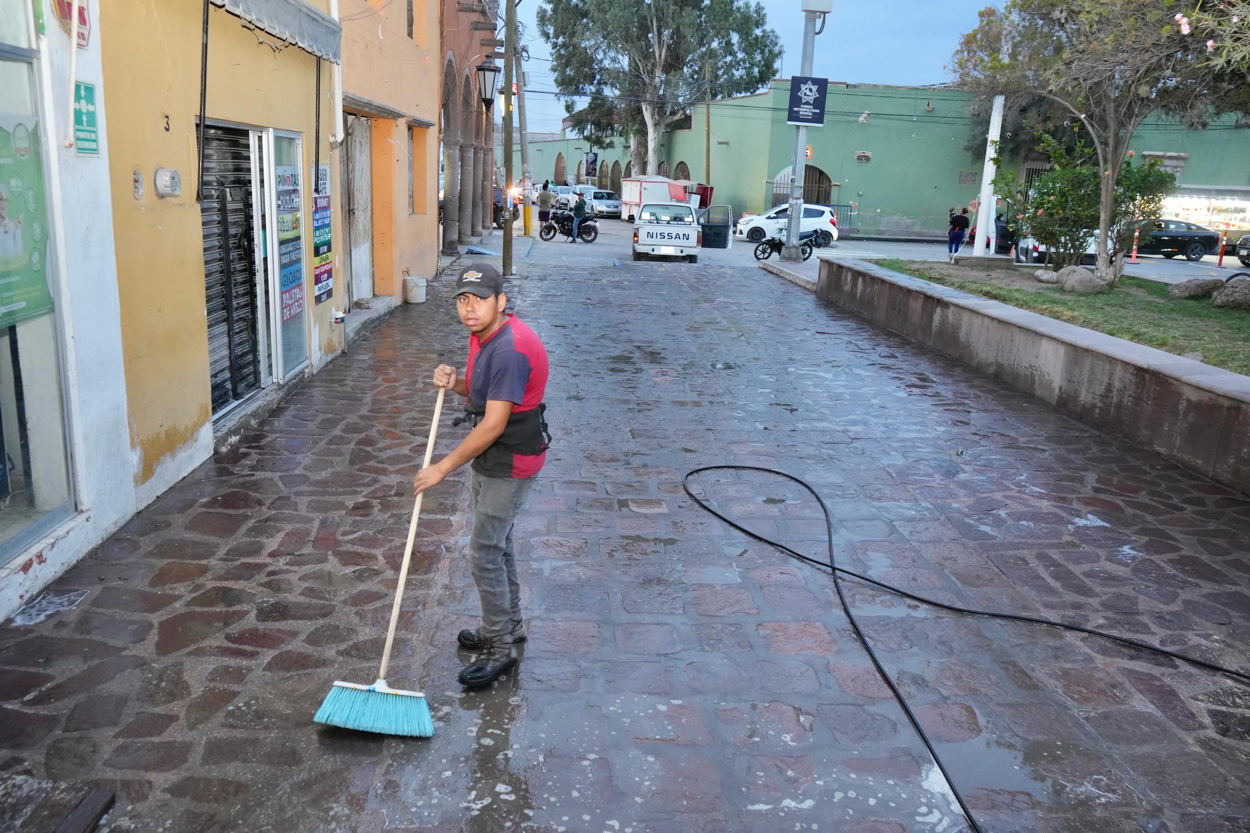 Realizan limpieza integral para la Procesión de los Cristos