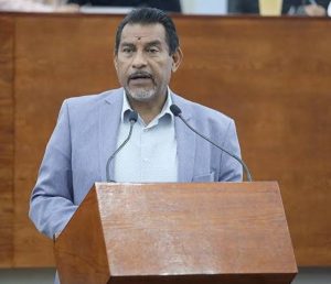 Aprueban licencia indefinida a diputado Juan Carlos Bárcenas por motivos de salud