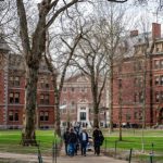 Trump congela fondos a Harvard en medio de protestas y disputa por políticas de diversidad