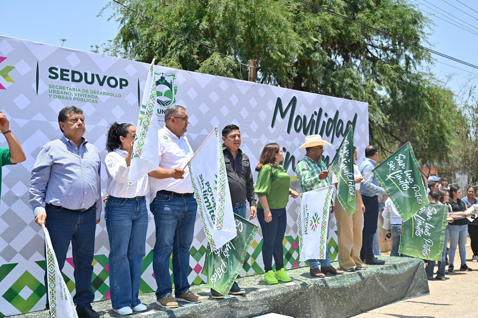 Anuncia Ricardo Gallardo rescate de carretera Lagunillas-Rayón