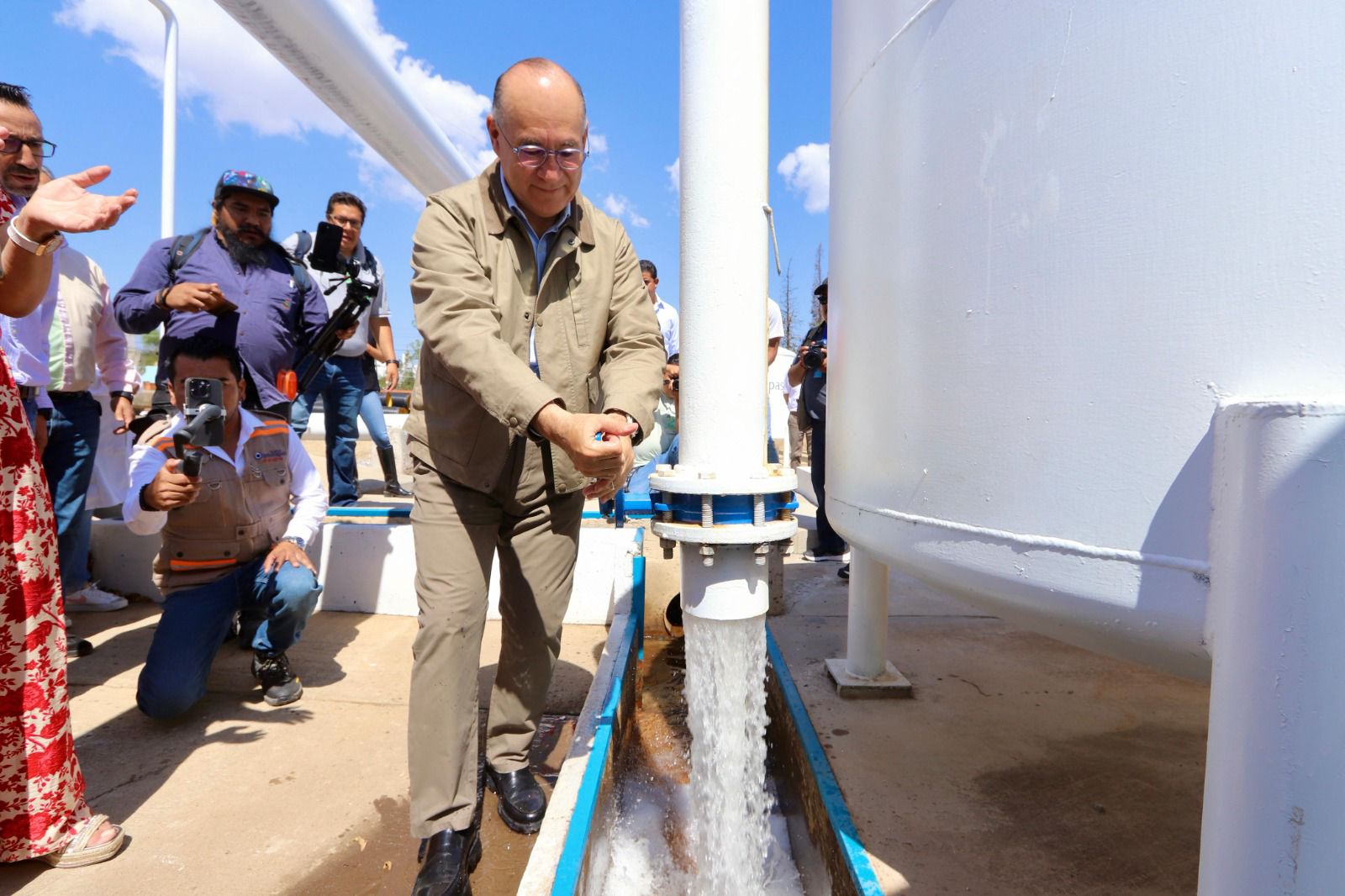 Alcalde Galindo fortalece infraestructura de agua de la Capital