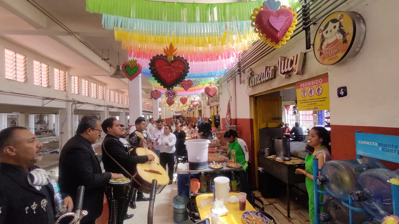 El Mercado Hidalgo cumple 80 años y lo celebra a lo grande