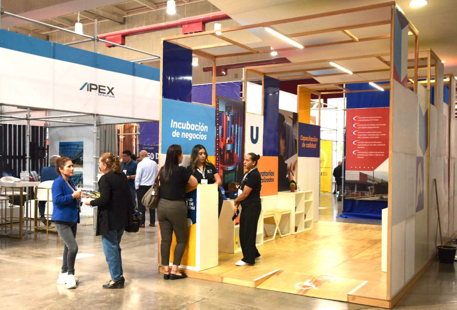 UASLP presente en la Feria de Proveeduría con amplia oferta de servicios para la industria y la ciudadanía