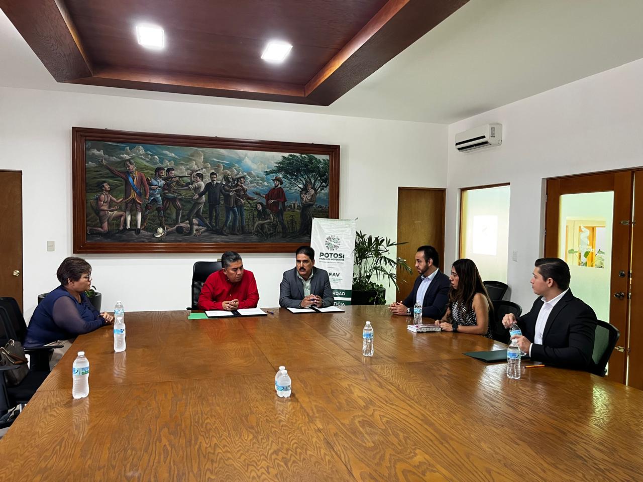 Alcalde de Soledad refuerza la atención a víctimas del delito con firma de convenio con la CEEAV