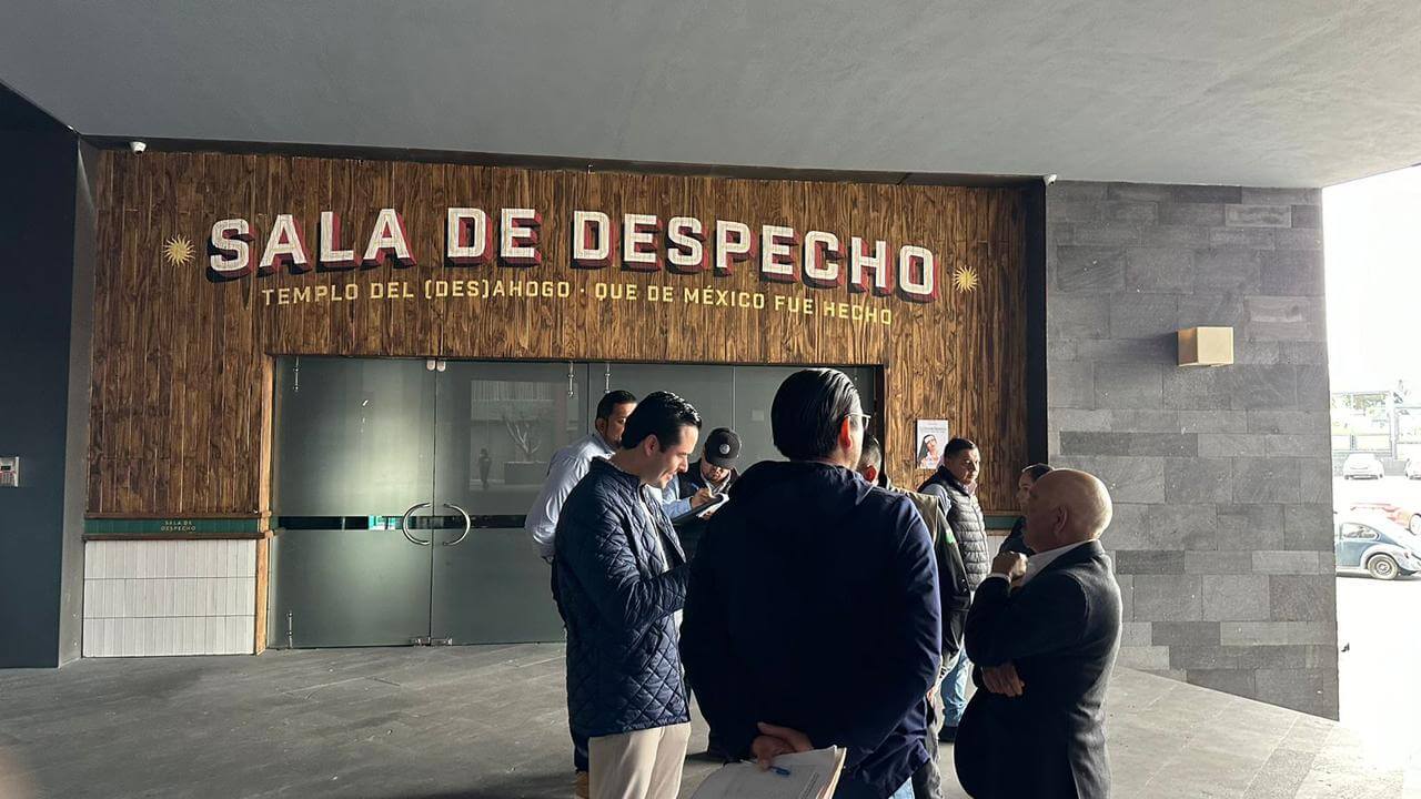 En operativo protección civil estatales clausura el centro nocturno