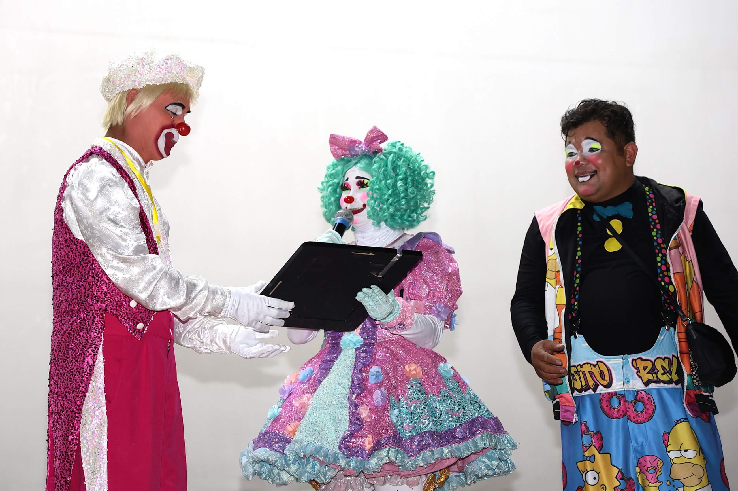 San Luis Potosí se llena de risas: 450 payasos participan en el Carnaval Latino 2025