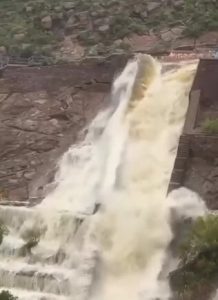 Protección civil emite recomendaciones por desfogue de la presa de San José