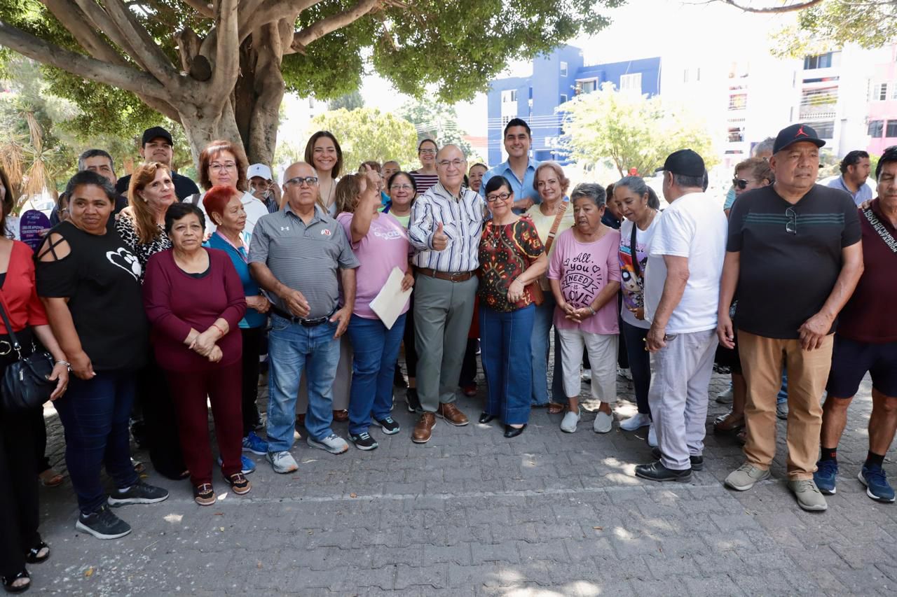 Alcalde Galindo rehabilita espacios sociales en Fovissste; vecinos expresan su reconocimiento