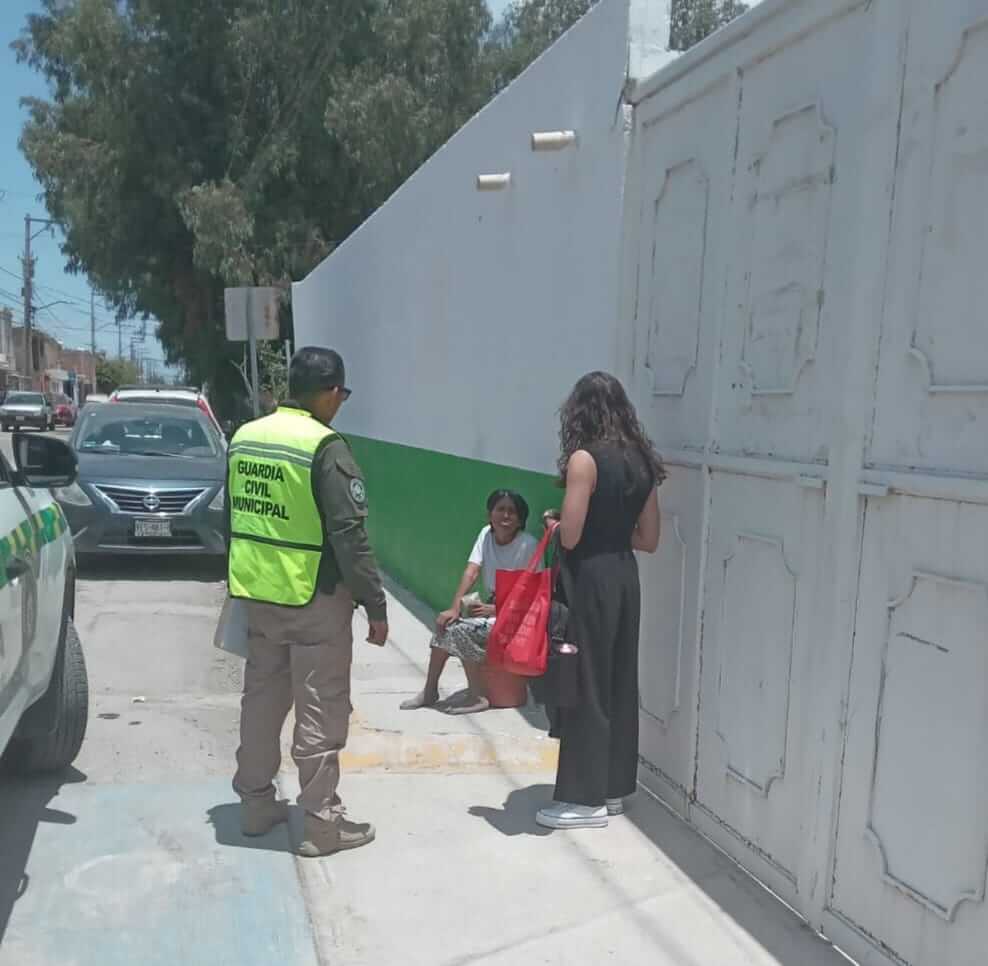 Guardia civil de Villa de Pozos brindó auxilio a mujer en situación vulnerable en Los Silos