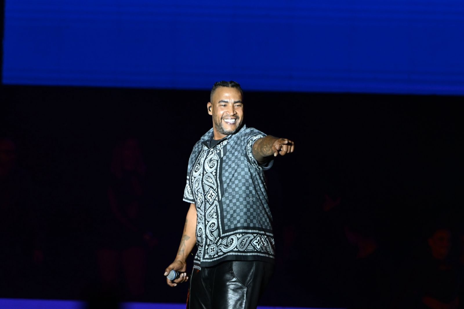 Don Omar enloquece a 358 mil en la Fenapo