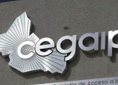 La CEGAIP opera con dos comisionados y enfrenta cuestionamientos por su legalidad